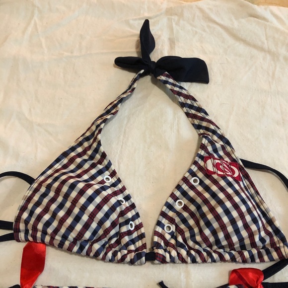 Ripcurl Bikini top and bottom - Picture 4 of 10